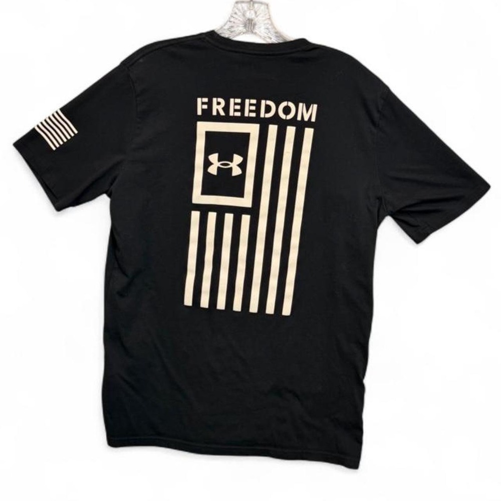 Under Armour Freedom US Flag Graphic T Shirt Mens Size Medium M Black Loose Fit